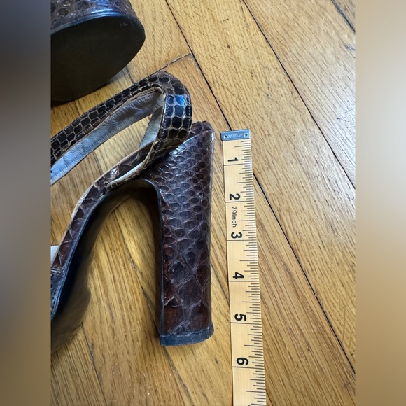 70s Vintage Terry De Havilland SnakeSkin Platform Pumps Sz 6.5 - Picture 15 of 16